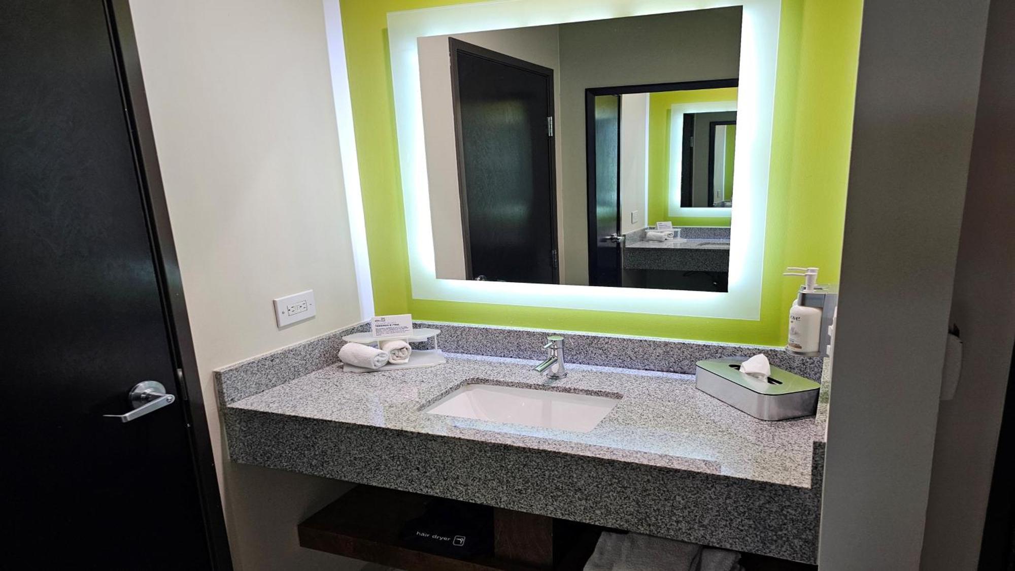Holiday Inn Express & Suites Mexicali By Ihg Eksteriør billede
