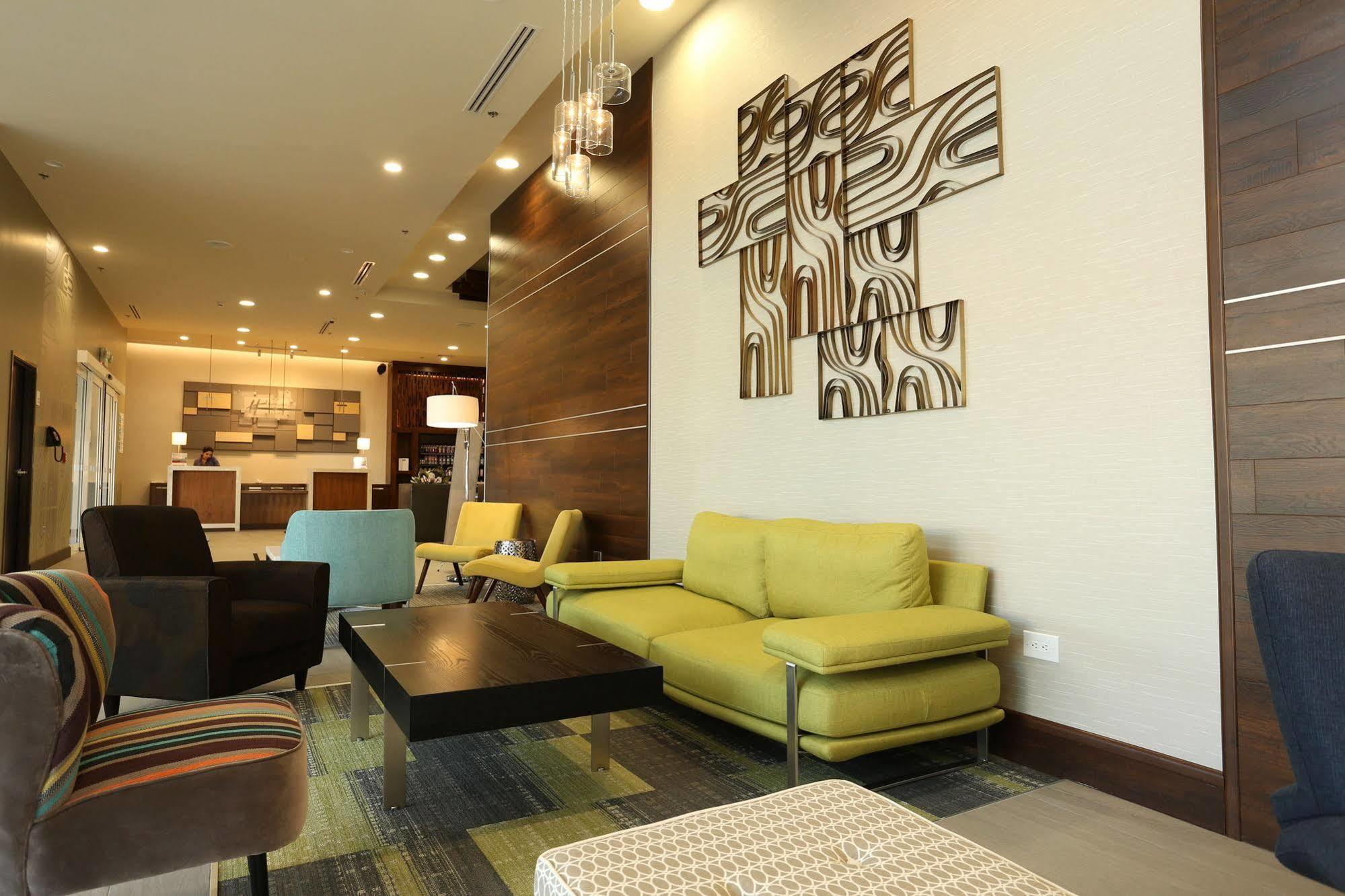 Holiday Inn Express & Suites Mexicali By Ihg Eksteriør billede