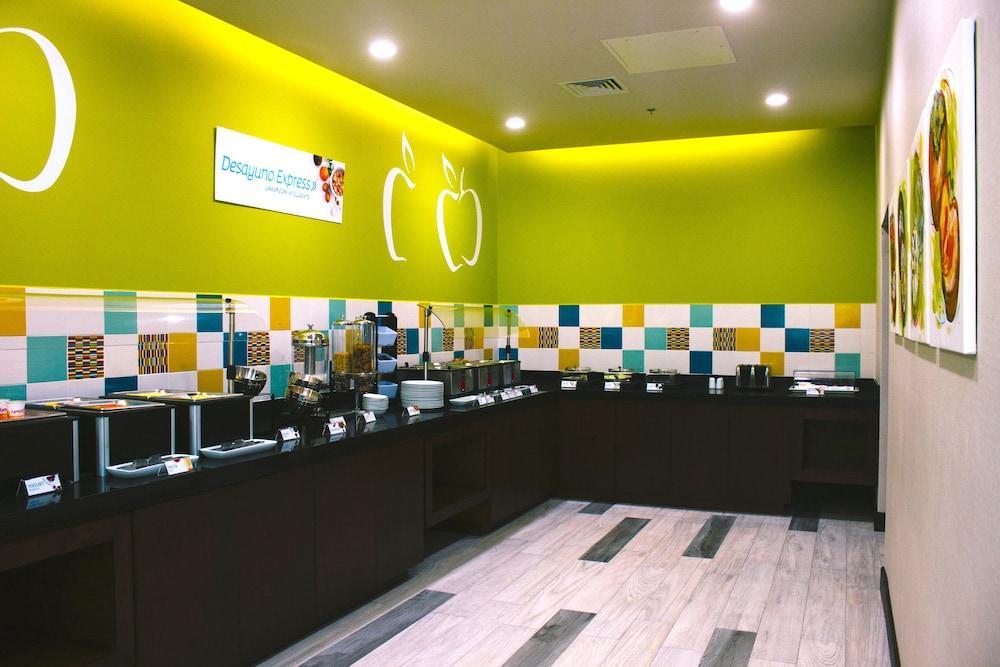 Holiday Inn Express & Suites Mexicali By Ihg Eksteriør billede